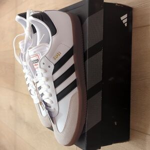 Adidas Samba